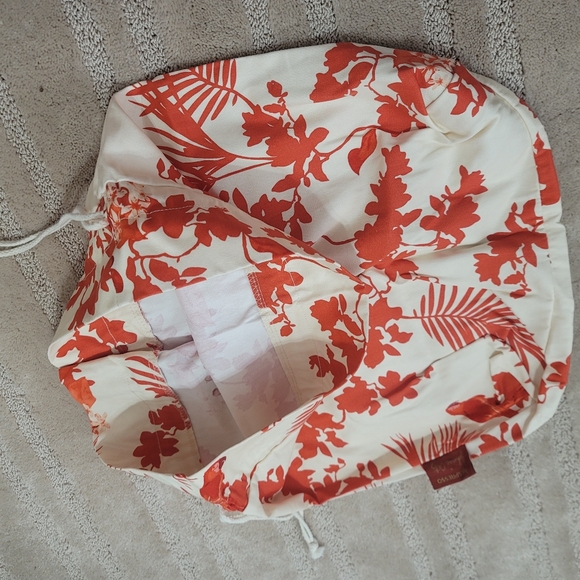 DESIGNER BAG - RARE NWT - Picture 4 of 5